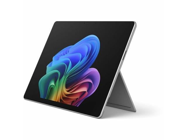 Microsoft Surface Pro 12th Edition Copilot+ PC Tablet - 13' PixelSense Display - Intel Core Ultra 7 366H (2 GHz) -16 GB - 256 GB SSD - Windows 11...