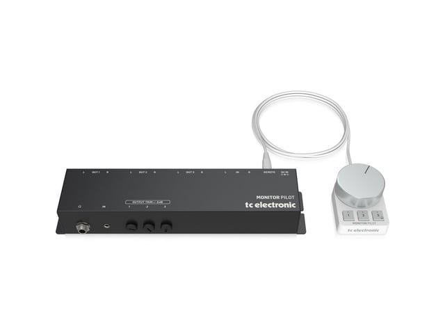 TC Electronic Monitor Pilot Multi-Monitor Switching Control Station w/Controller